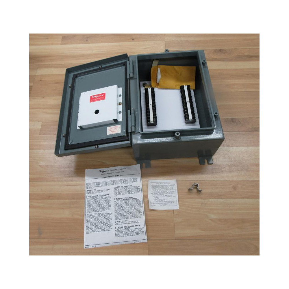 Hoffman R-728361 Enclosure R728361 W Padlock Staple - New No Box
