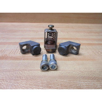 Cutler Hammer 477B477G05 Eaton Contact Kit Lightly Used - Used
