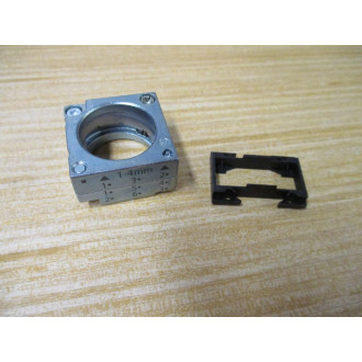 Siemens 3SB3644-6BA50-0CC0 Indicator Light W Base & Clip