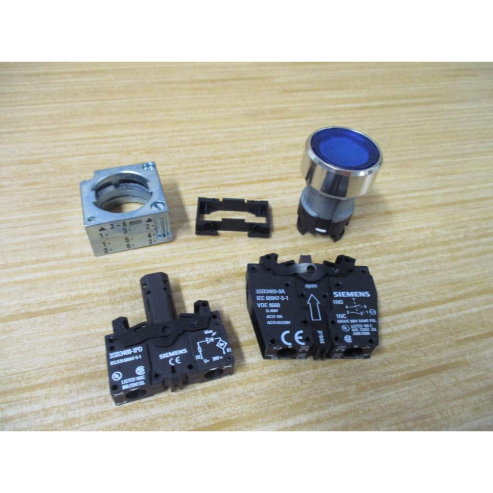 Siemens 3SB3647-0AA51 Blue Button 3SB36470AA51 Complete - New No Box