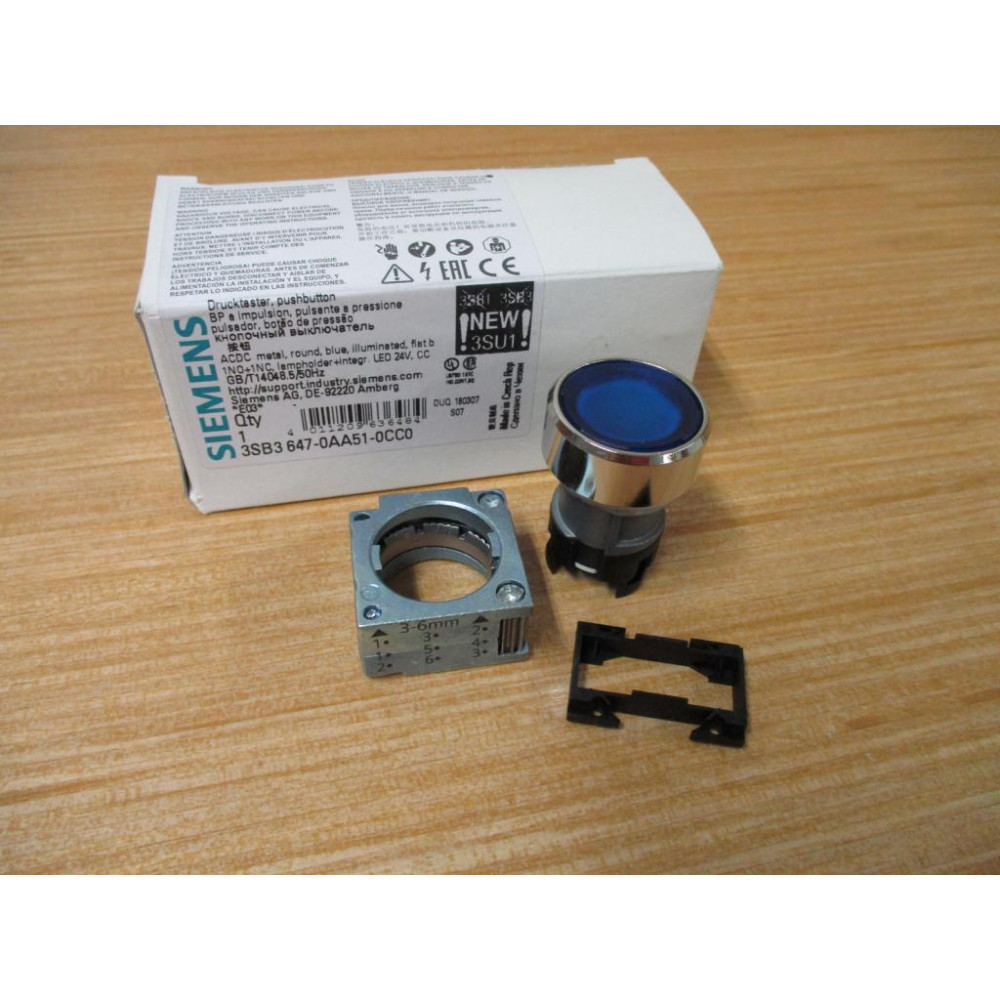 Siemens 3SB3 647-0AA51-0CC0 Blue 3SB36470AA510CC0 W Base & Clip