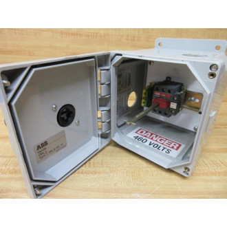 ABB NF32P-3PB6A10 Disconnect Switch NF32P3PB6A10 Cracked Corners - Used