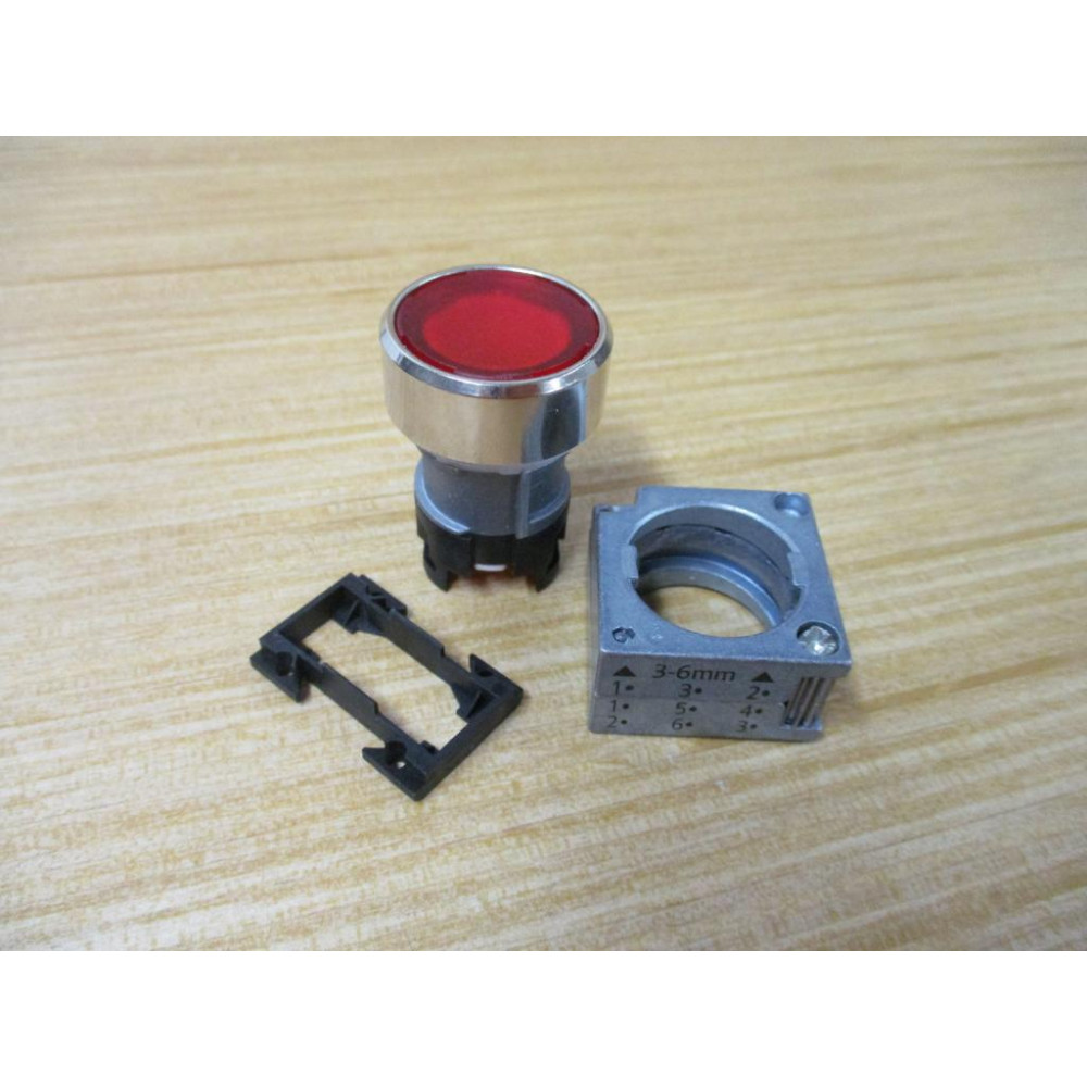 Siemens 3SB3 647-0AA21 Red 3SB36470AA21 W Base & Clip - New No Box