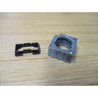 Siemens 3SB3605-0AA21 Red Button 3SB36050AA21 W Base & Clip - New No Box