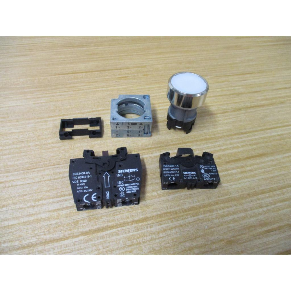 Siemens 3SB3605-0AA61 White Button 3SB36050AA61 Complete - New No Box