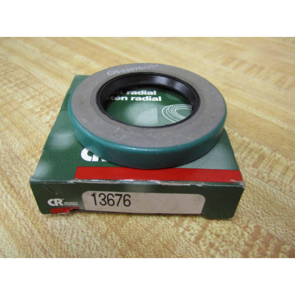 Chicago RawhideSKF CR 13676 Oil Seal 13676
