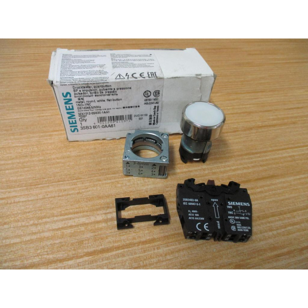 Siemens 3SB3 601-0AA61 White 3SB36010AA61 W3SB3403-0A, Base & Clip