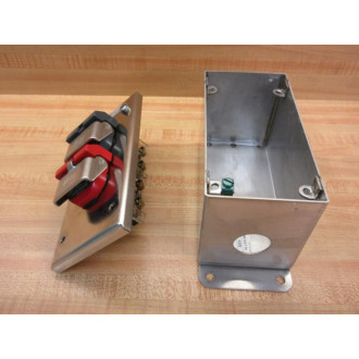 Allen Bradley 800H-2HA4R Lever Actuator 800H2HA4R With StartStop Buttons - New No Box