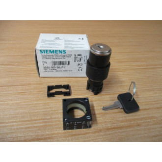 Siemens 3SB3 000-3AJ11 Switch 3SB30003AJ11 W Base, Clip & Key