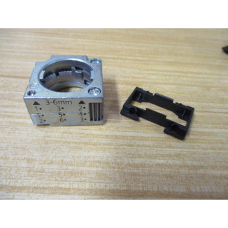 Siemens 3SB3 601-2KA11-0CC0 Switch 3SB36012KA110CC0 W Base & Clip