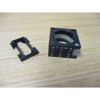 Siemens 3SB3 244-6AA50 Blue 3SB32446AA50 W Base & Clip