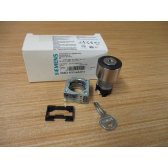 Siemens 3SB3 500-4AD11 Switch 2 Position 3SB35004AD11 W Base, Clip & Key