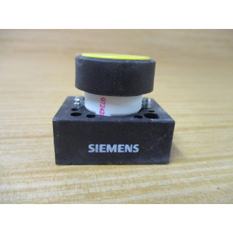 Siemens 3SB5000-0AD01 Yellow Button 3SB50000AD01 W Base - New No Box