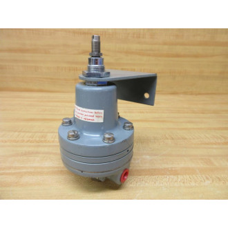 Moore Products Co 661A6 Siemens Pneumatic Amplifying Relay - New No Box