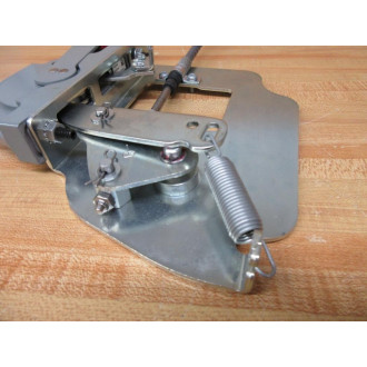 Allen Bradley 140G-M1B Operating Handle 140GM1B WBracket & Cable - Used