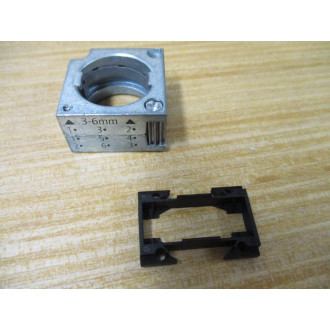 Siemens 3SB35 00-3TA11 Switch 3SB35003TA11 W Base & Clip