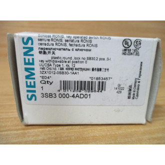 Siemens 3SB3 000-4AD01 Switch 3SB30004AD01 W Base, Clip & Key