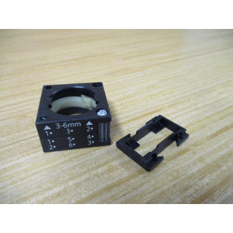 Siemens 3SB3 202-0AA21 Red 3SB32020AA21 W SB3400-0B, Base & Clip