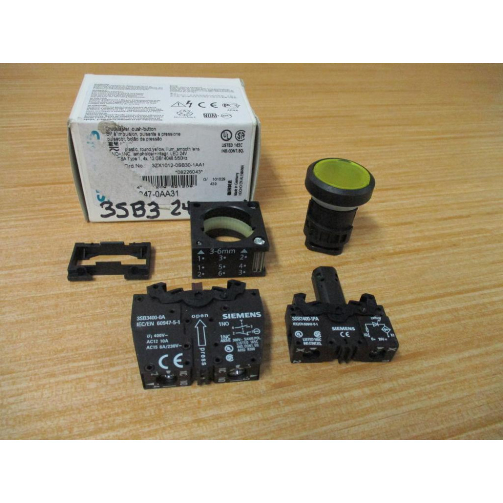 Siemens 3SB3 247-0AA31 Yellow 3SB32470AA31 Complete