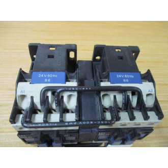 Schneider LC2D0901B6 Reversing Contactor - New No Box