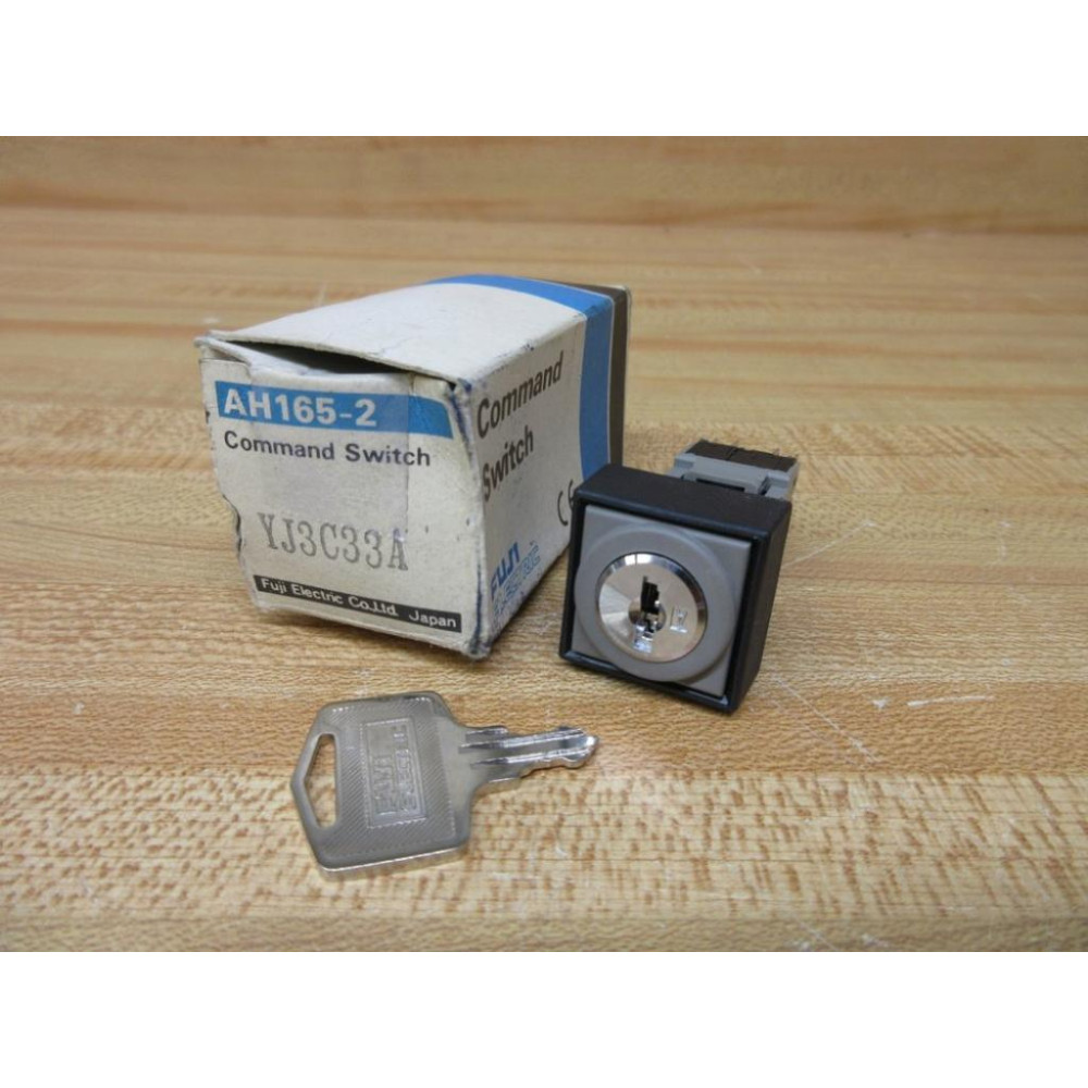 Fuji Electric AH165-2 YJ3C33A Command Switch AH165-2YJ3CA