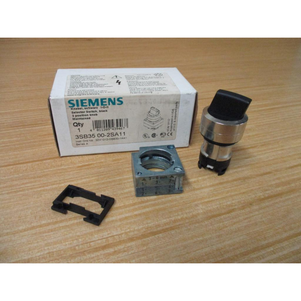 Siemens 3SB3 500-2SA11 Switch 3 Position 3SB35002SA11 W Base & Clip