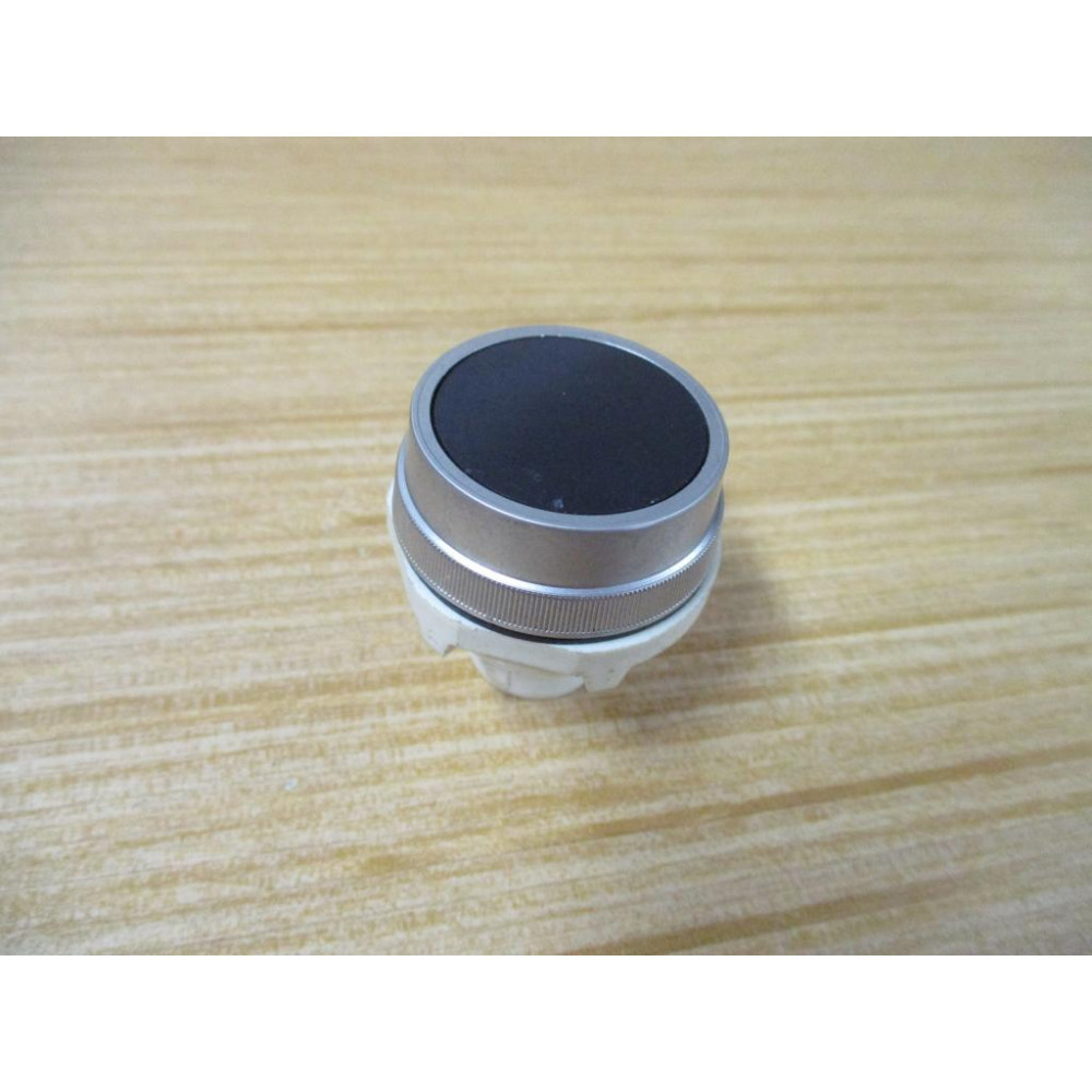 Clippard PL-P2F-B Push Button PLP2FB - New No Box