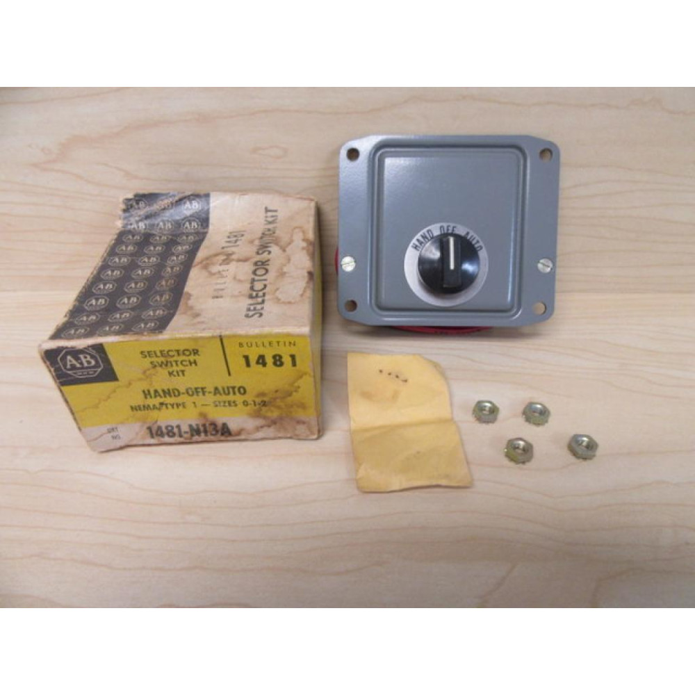 Allen Bradley 1481-N13A Selector Switch Station