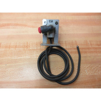 Keyence AP-33K Pressure Switch AP33K - Used