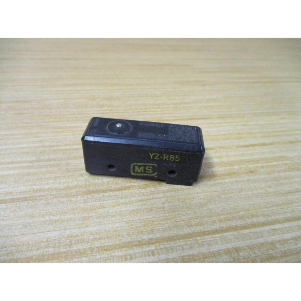 Micro Switch YZ-R85 Switch YZR85 - Used