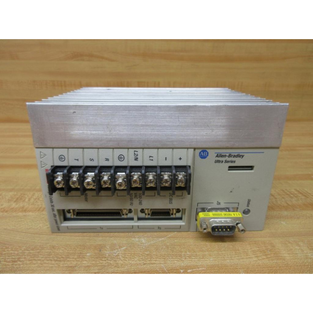 Allen Bradley 9101-1532 Ultra Series Servo Drive 1398-DDM-009 - Used
