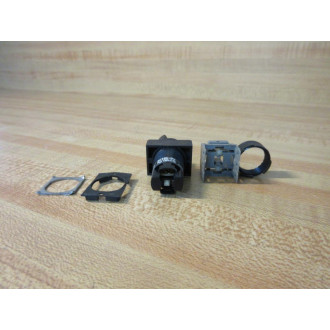 Fuji Electric AH165-P2 Selector Switch AH165P2 - Used