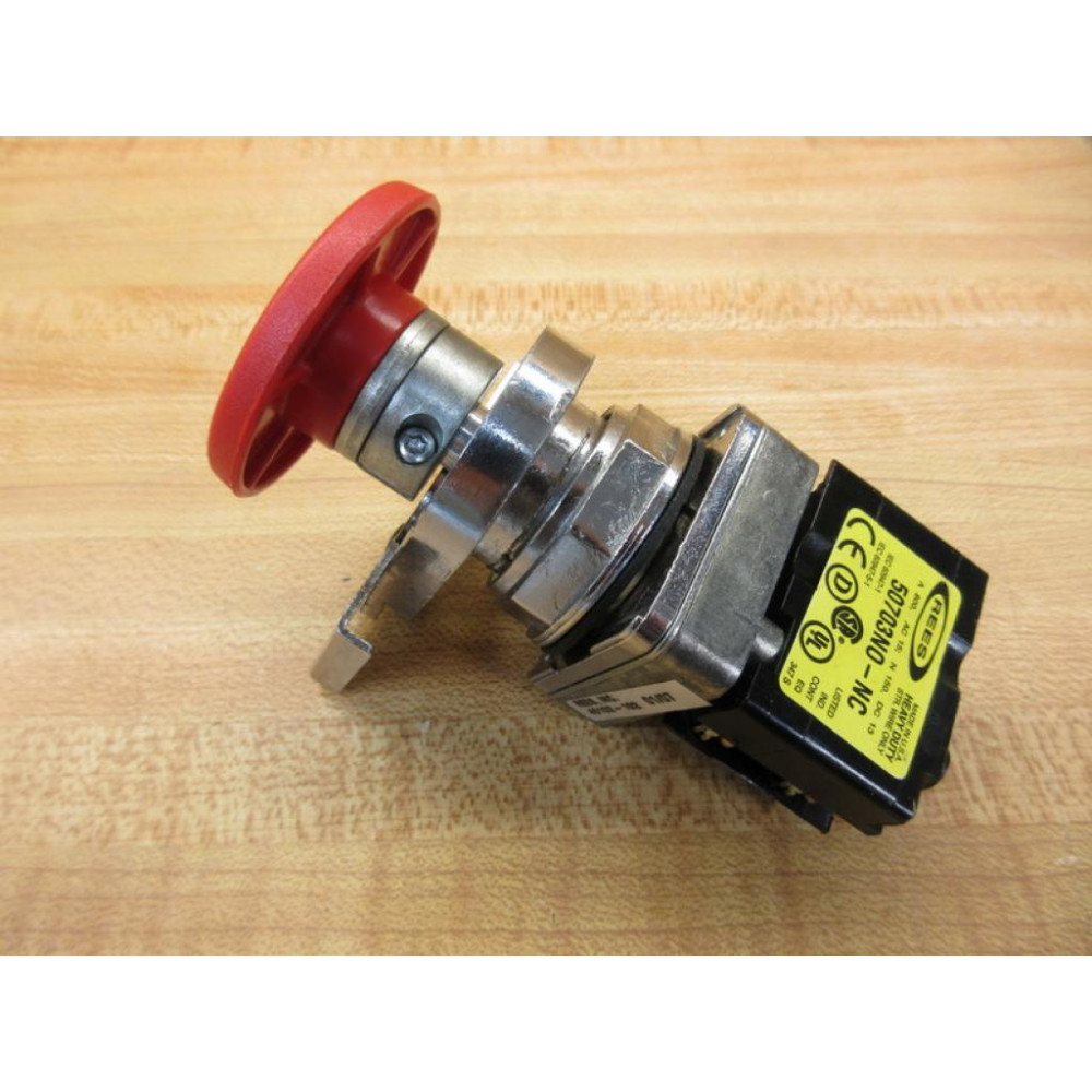 Rees 40102-102 Pushbutton 40102102 With Push Button - Used