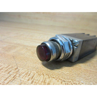 Cutler Hammer E29NA1 Eaton Oil Tight Indicator Light Red Lens - Used