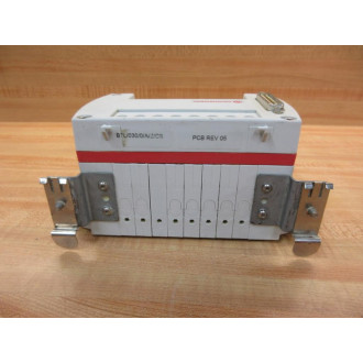 Norgren VM100802574 Pneumatic Manifold - Used
