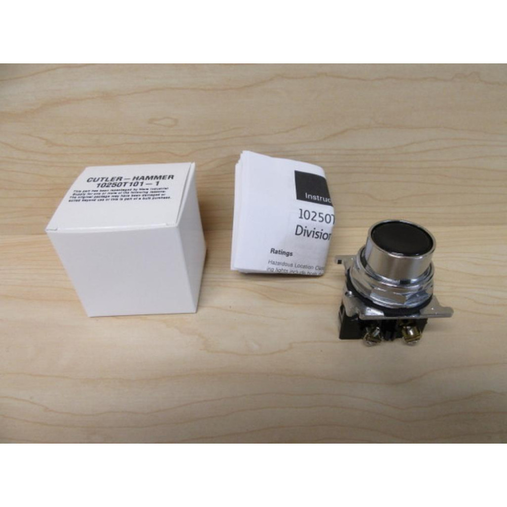 Cutler Hammer 10250T101 Eaton Operator Button 10250T101-1