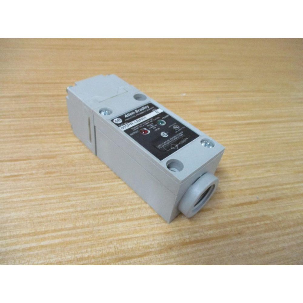 Allen Bradley 802PR-LBAH1 Inductive Proximity Sensor 802PRLBAH1 Ser. E - New No Box