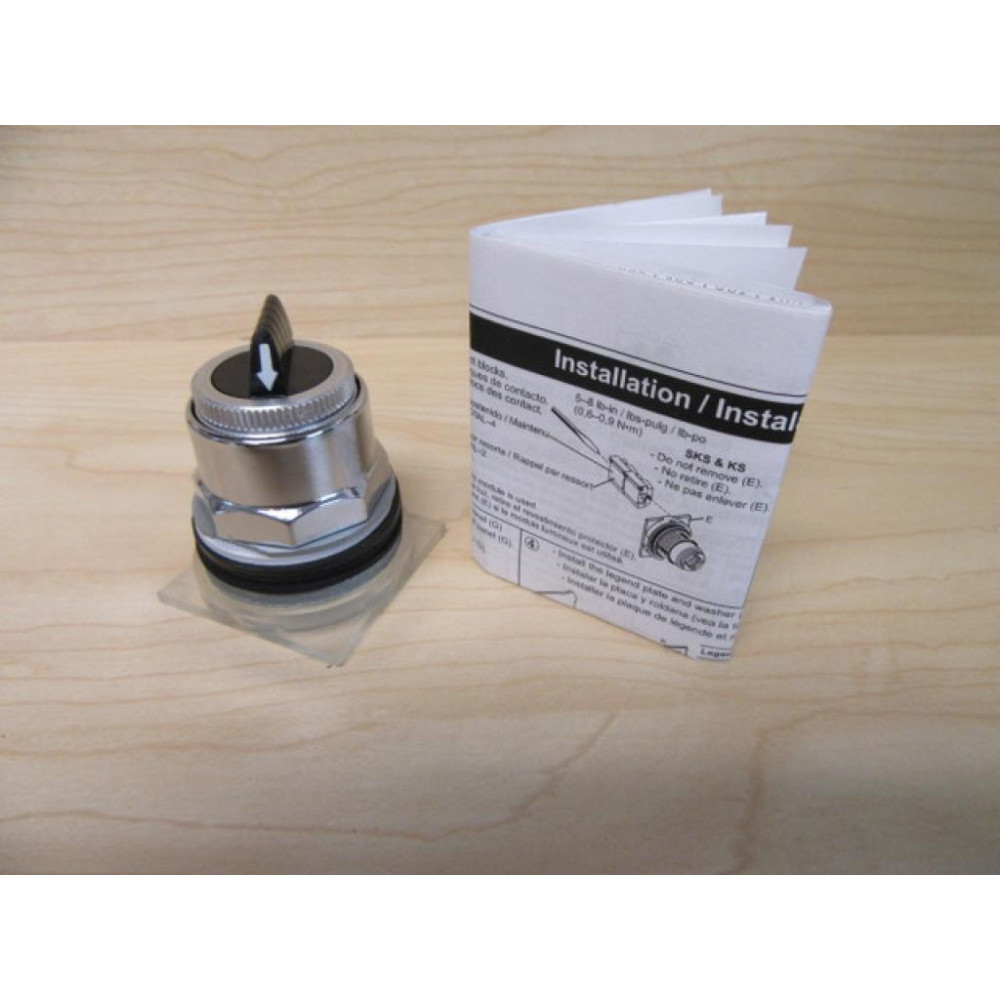 Square D 9001-KS34B Selector Switch - New No Box