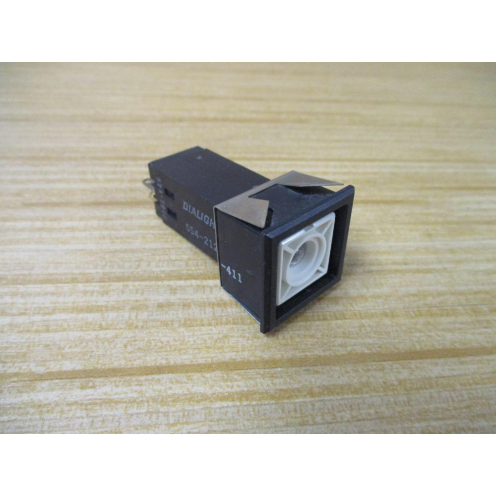 Dialight 554-2121-411 Panel Switch W Bulb - New No Box