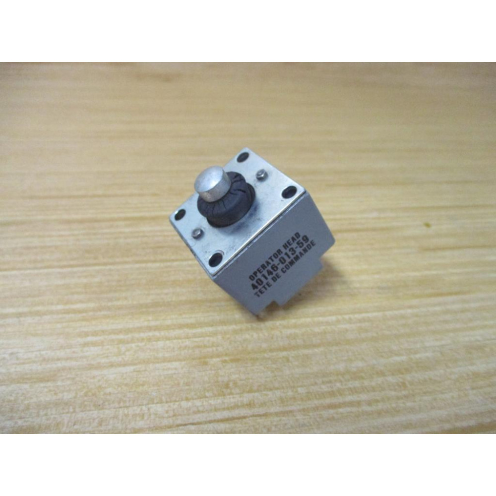 Allen Bradley 40146-013-59 Limit Switch Operating Head WO Screws - Used