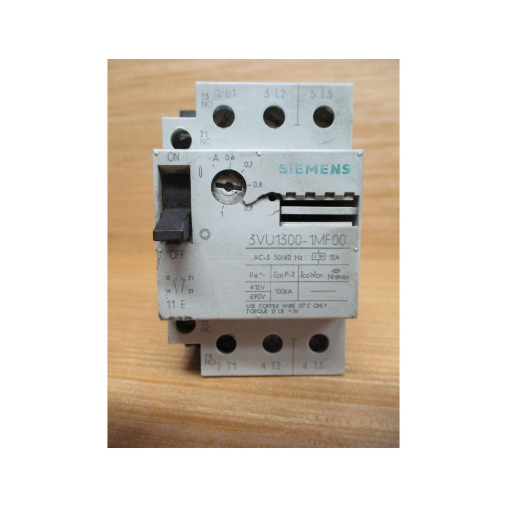 Siemens 3VU1300-1MF00 Starter 3VU13001MF00 Cracked - Used