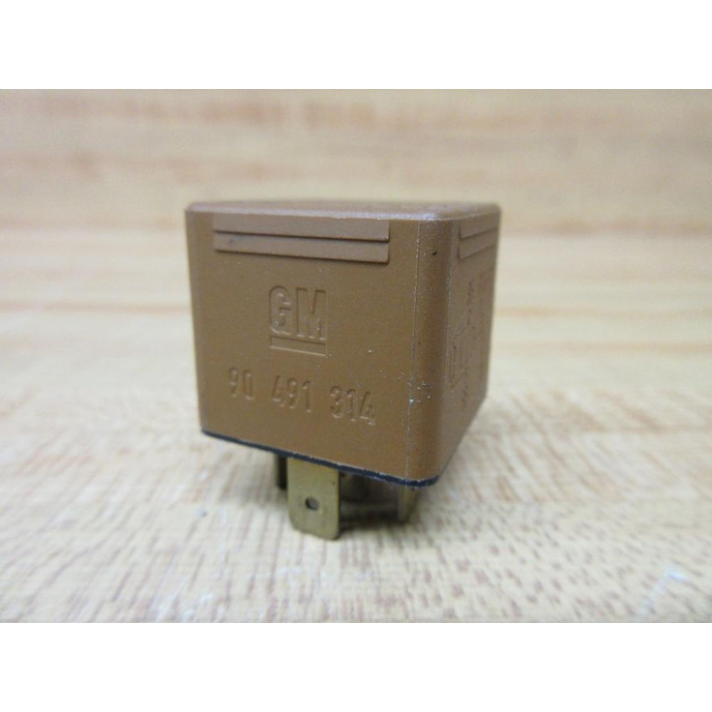 Bosch 0 332 209 136 GM Relay 90 491 314 - New No Box