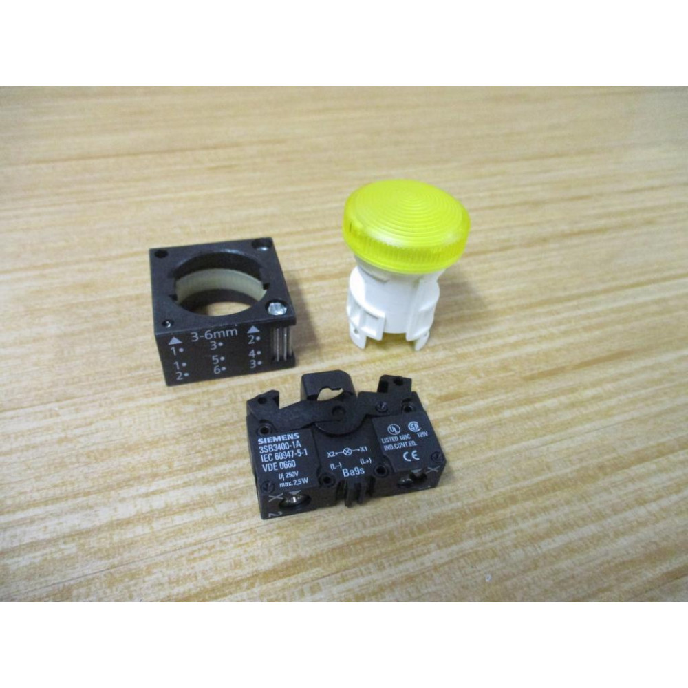 Siemens 3SB3 217-6AA30 Yellow 3SB32176AA30 Complete - New No Box