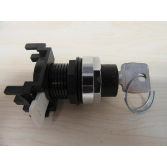Cutler Hammer E22KB53 Eaton Selector Switch With Key Chrome Bezel - Used