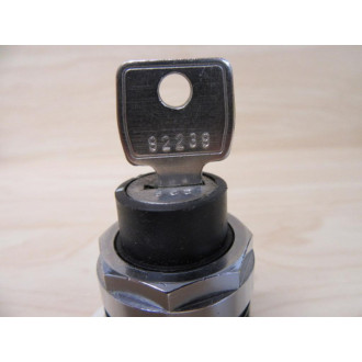 Cutler Hammer E22KB53 Eaton Selector Switch With Key Chrome Bezel - Used