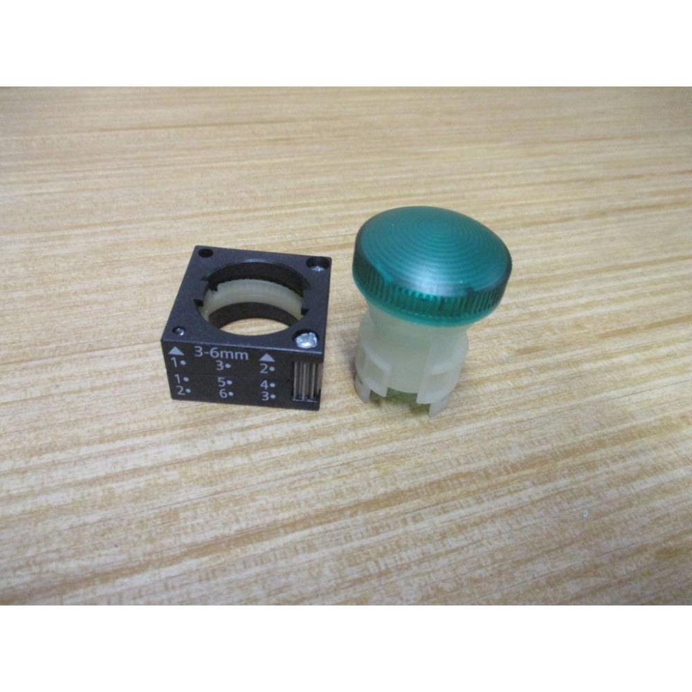 Siemens 3SB3 204-6BA40 Green 3SB32046BA40 - New No Box
