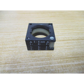 Siemens 3SB3 248-6BA20 Red 3SB32486BA20 W Base - New No Box