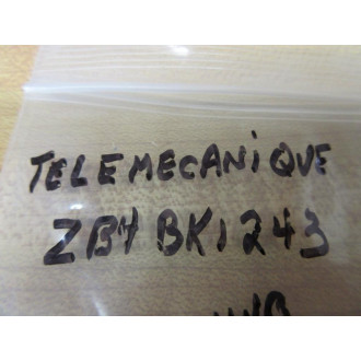 Telemecanique ZB4BK1243 Schneider Selector Switch - New No Box