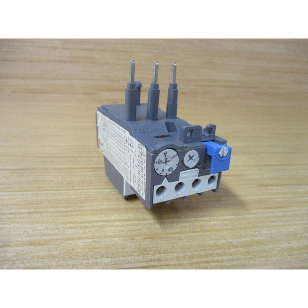 ABB TA25-DU-5.0M Thermal Overload Relay TA25-DU - Used