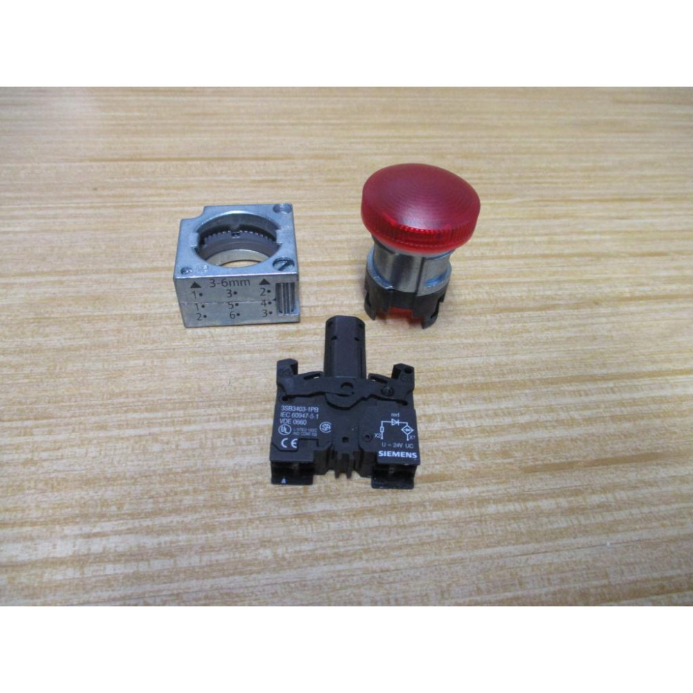 Siemens 3SB3 648-6BA20-0CC0 Red 3SB36486BA200CC0 W3SB3403-1PB,Base - New No Box